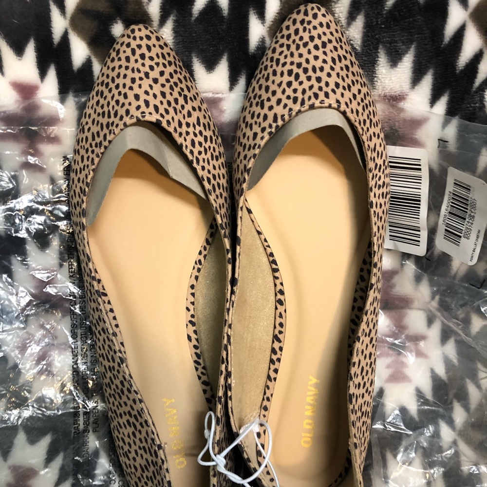 Old navy flats